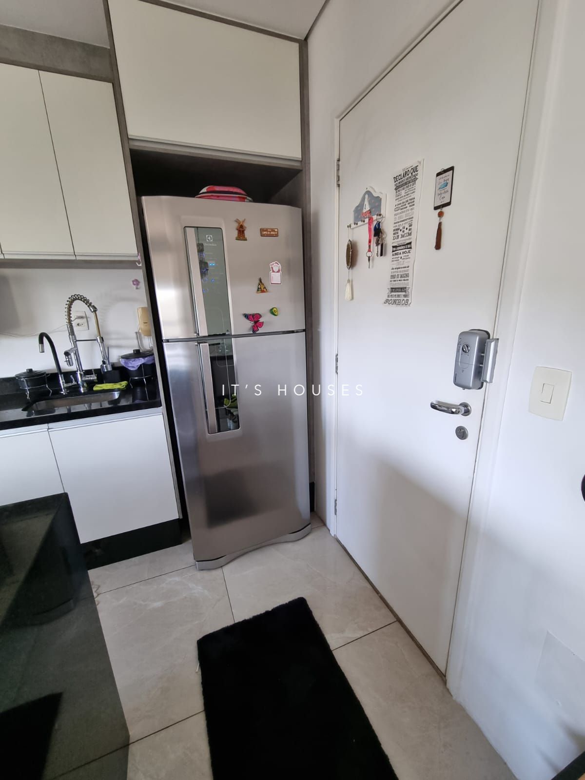 Cozinha e área gourmet apartamento à venda em Edificio Igloo, Alphaville, Barueri — 1 suíte, 63 m² — imagem 3 de 21