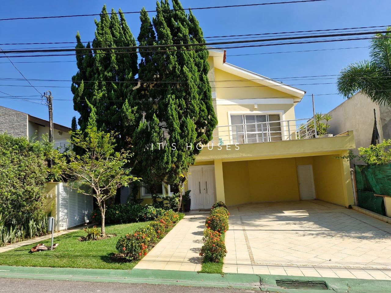 Fachada casa à venda em Alphaville Residencial 4, Alphaville, Santana de Parnaíba — 2 suítes, 360 m² — imagem 1 de 20