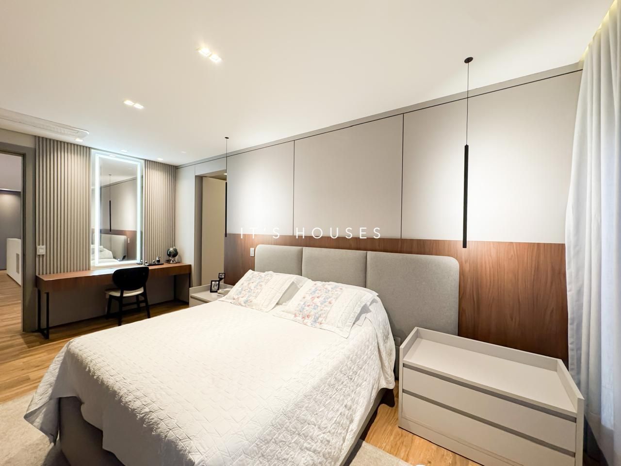 Área de convivência casa à venda em Alphaville Residencial 2, Alphaville, Barueri — 5 suítes, 1012 m² — imagem 6 de 35