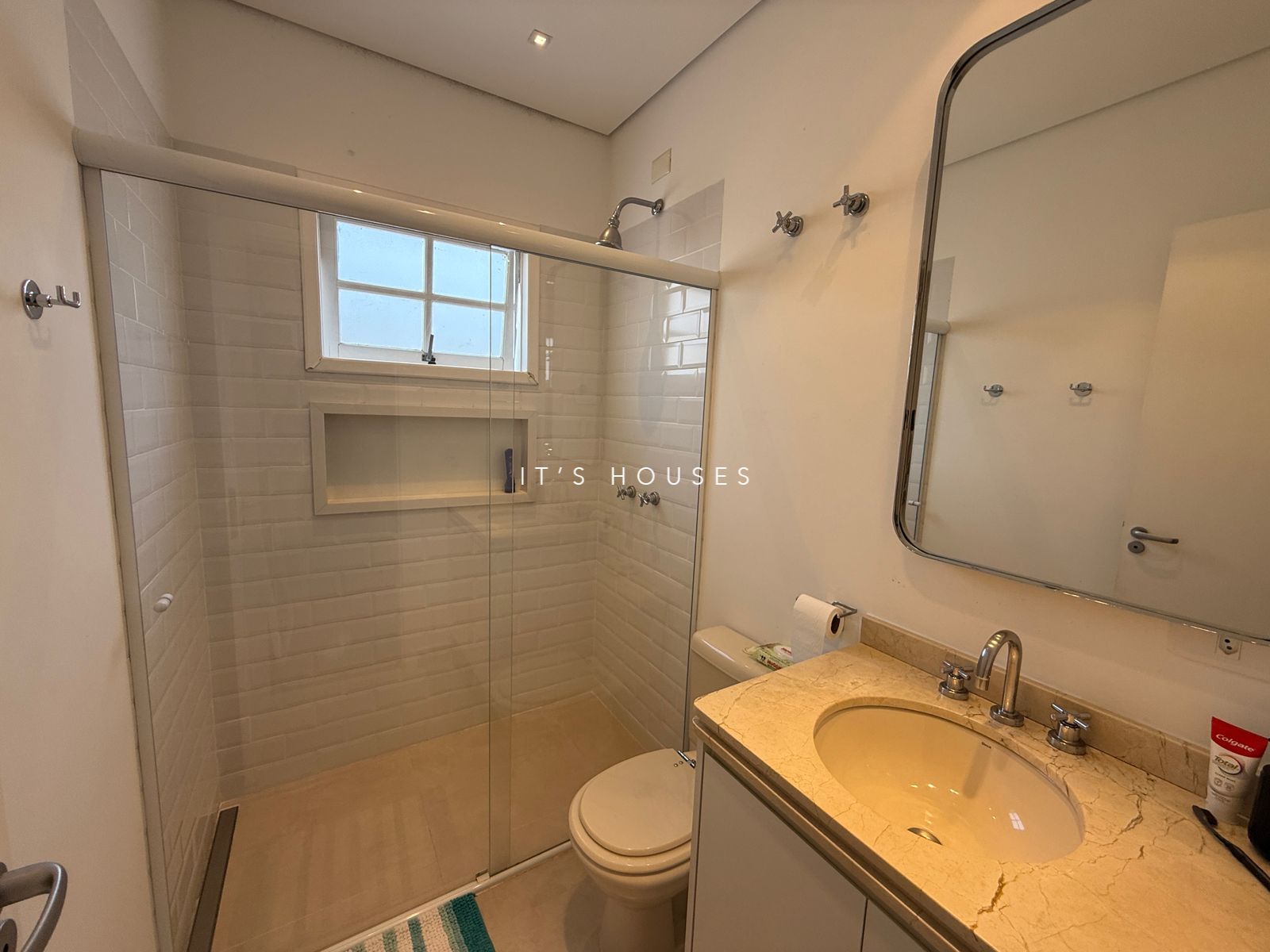 Suíte principal casa para alugar em Melville , Alphaville, Santana de Parnaíba — 4 suítes, 680 m² — imagem 4 de 38