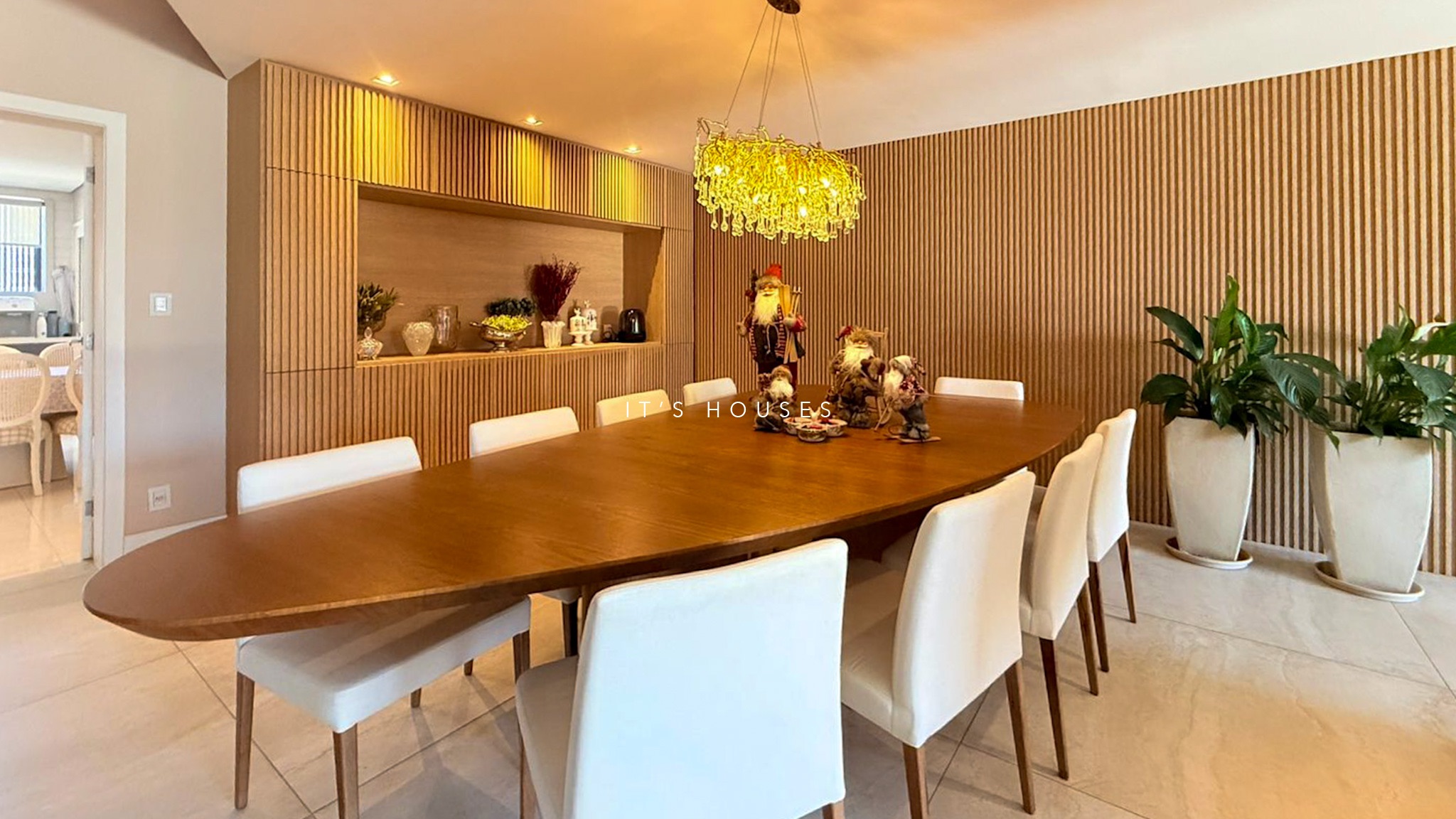 Área de convivência casa à venda em Alphaville Residencial 1, Alphaville, Barueri — 4 suítes, 706 m² — imagem 6 de 17