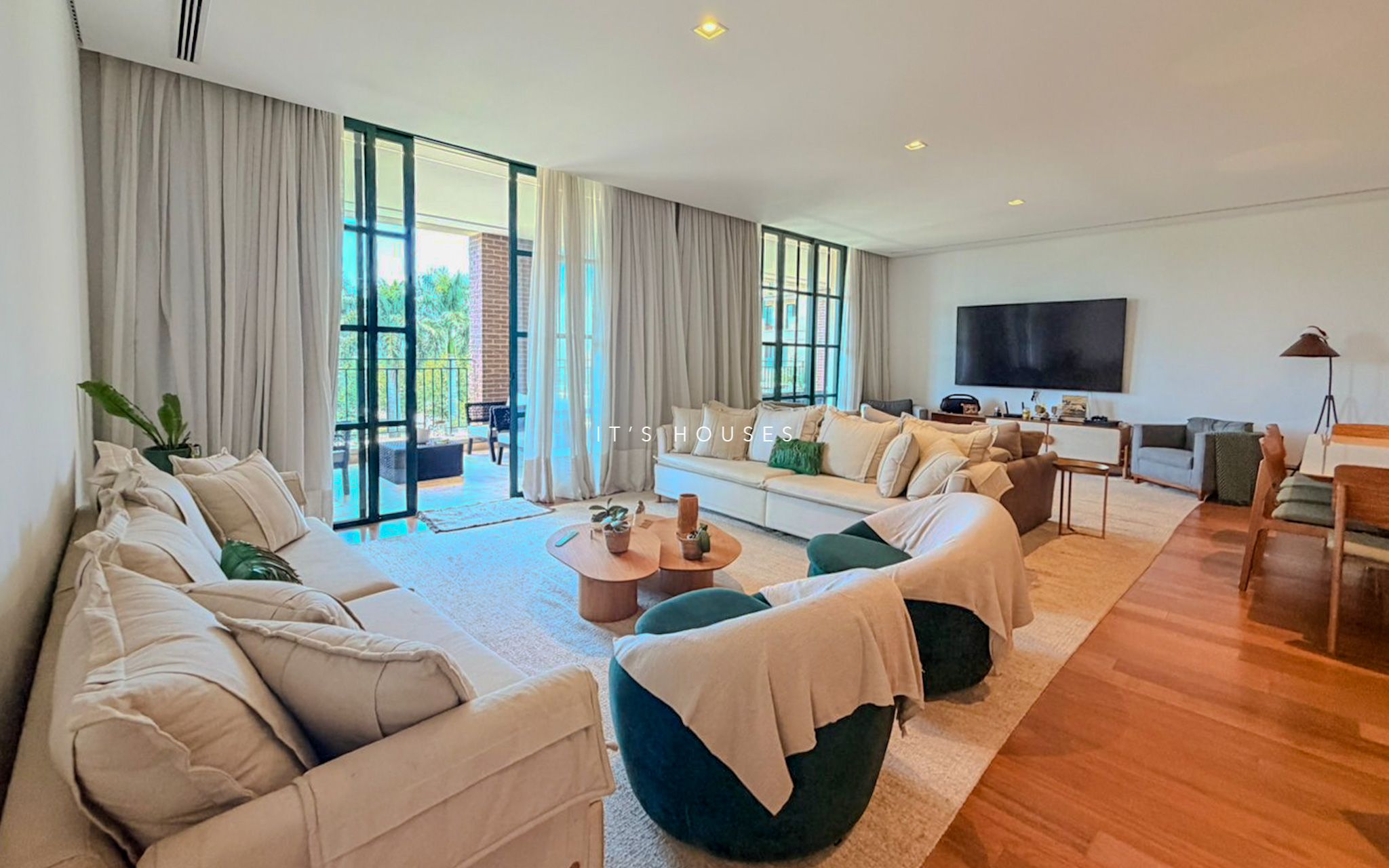 Cozinha e área gourmet apartamento à venda em Boa vista Village, Porto Feliz, Porto Feliz — 3 suítes, 345 m² — imagem 3 de 13